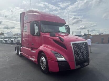 2020 Volvo VNL64T760