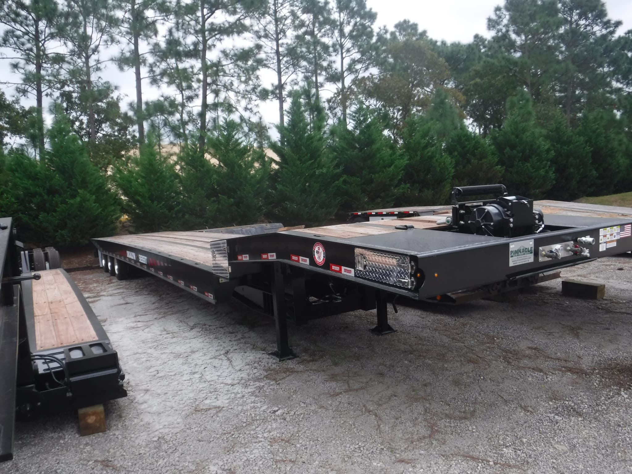 2027 Kalyn Siebert 53ft 102in 55 Ton Traveling Axle Lowboy