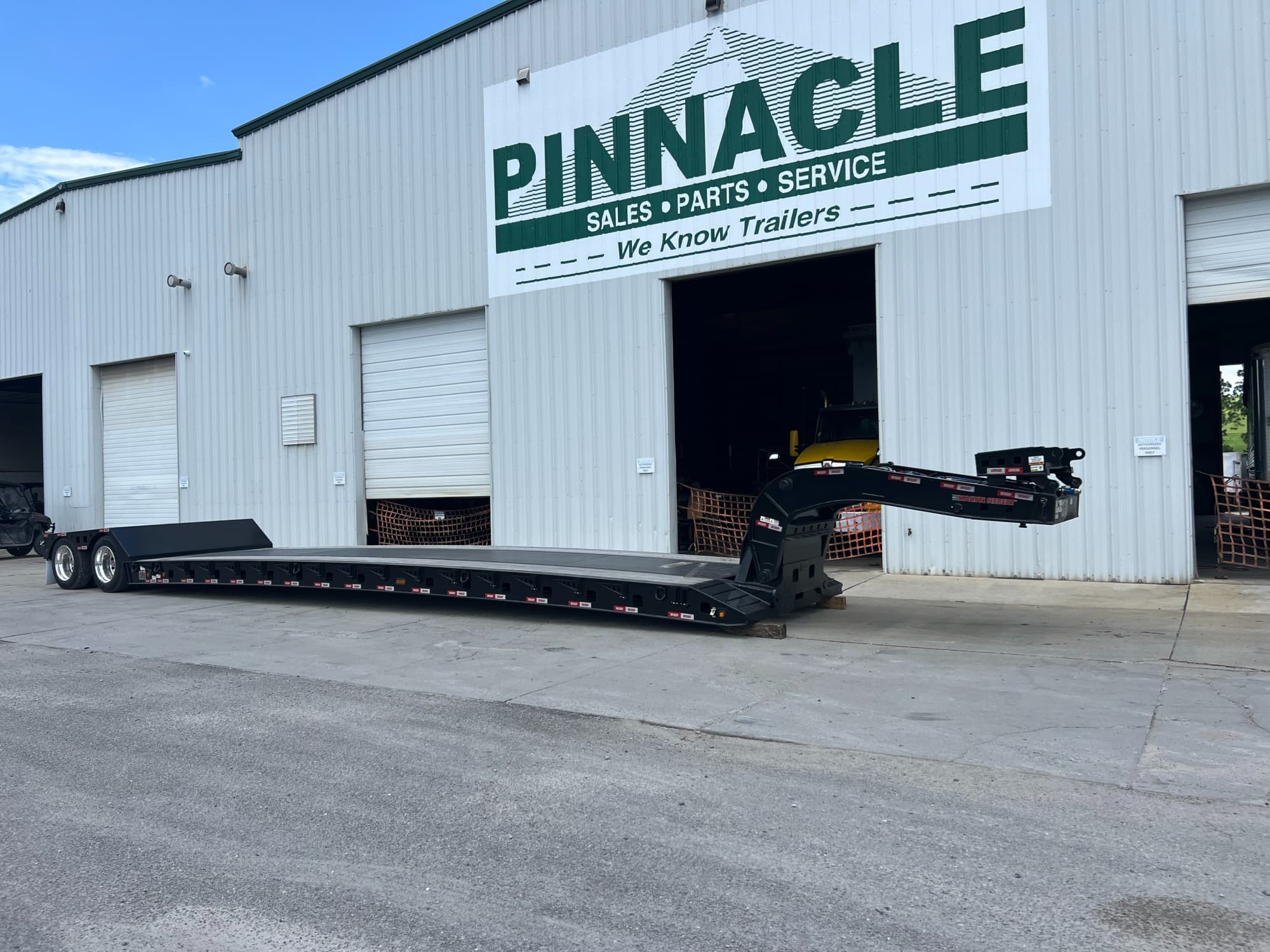 2028 Kalyn Siebert 53' x 102" 40 Ton HRGN Extendable Lowboy