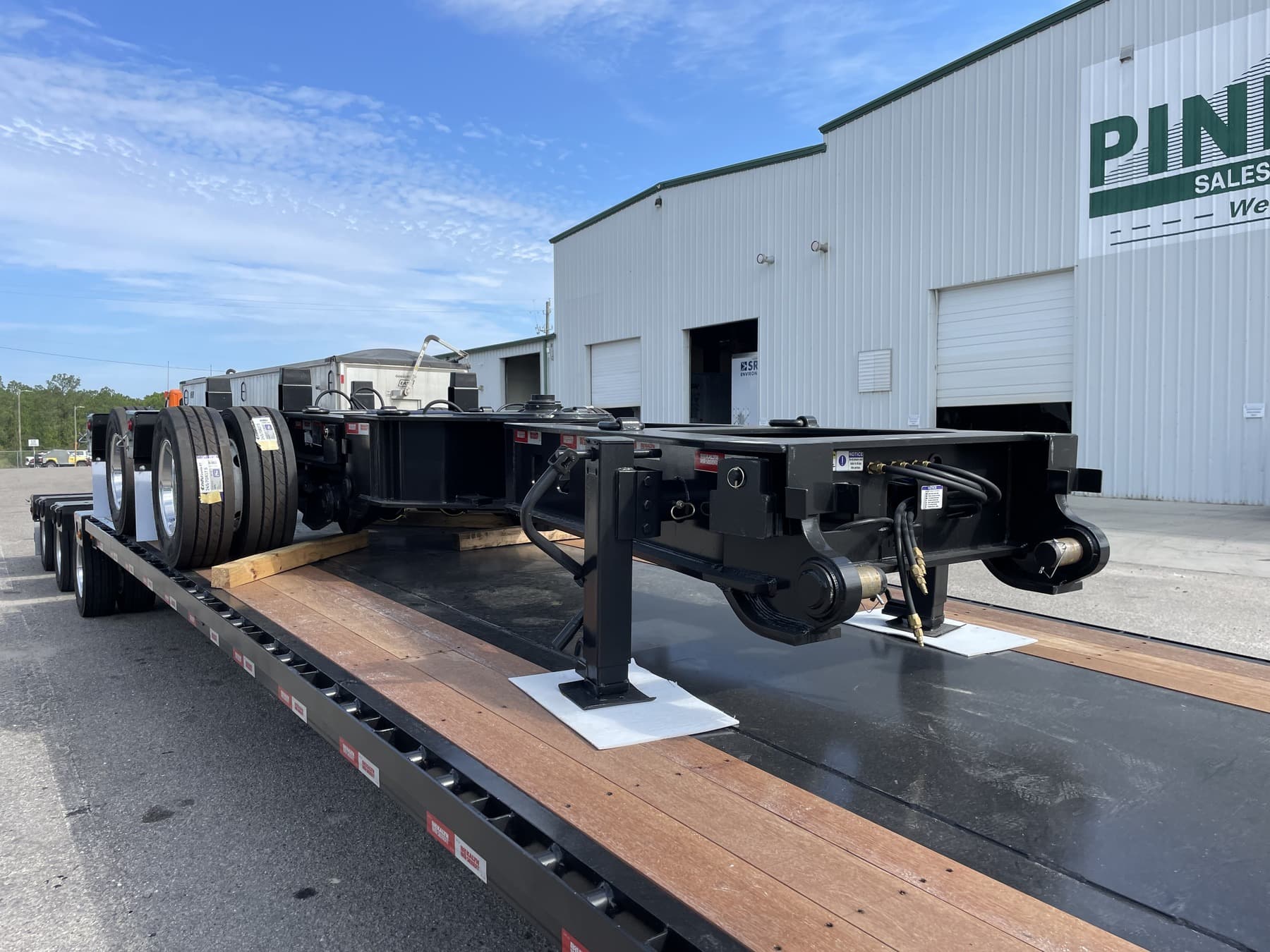 2027 Kalyn Siebert 60 Ton Lowboy Trailer